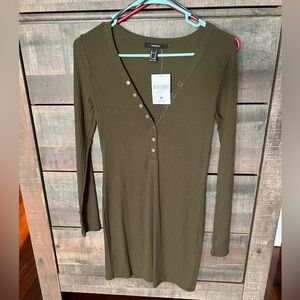 NWT forever 21 spring dress army green sz medium v neck ribbed bodycon